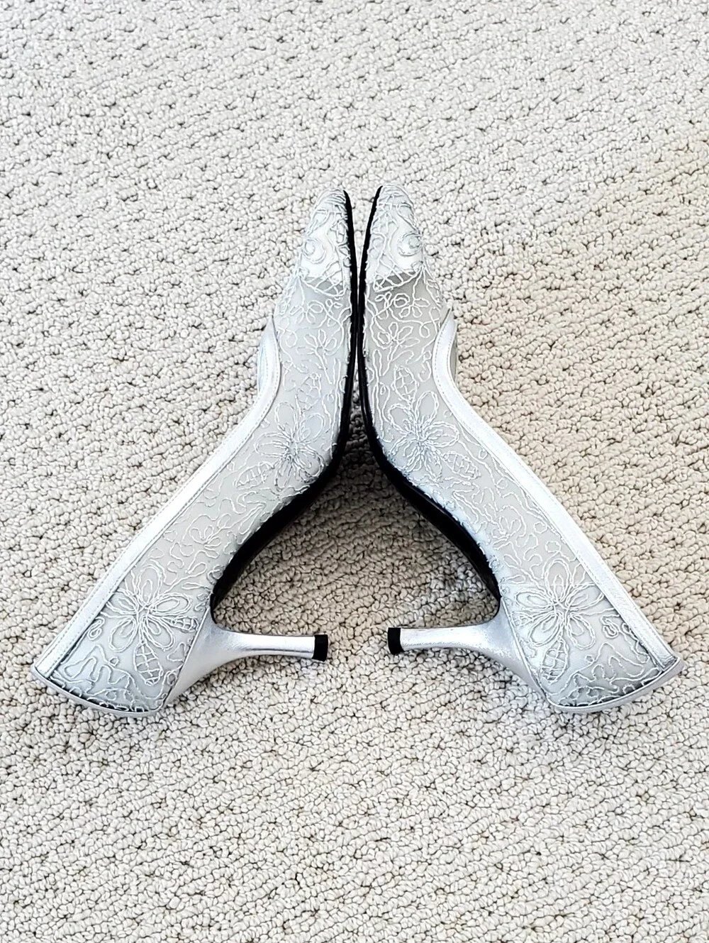 Vintage Stuart Weitzman Archive Silver Intricate Mesh Embroidered 3